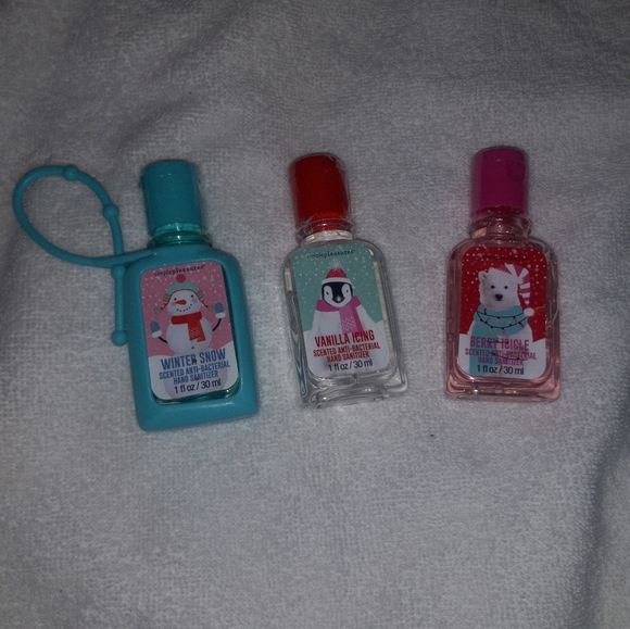 MOMMY AND DAUGHTER VARIETY SELF CARE KIT. NEW WITH TAGS. - Picture 11 of 14